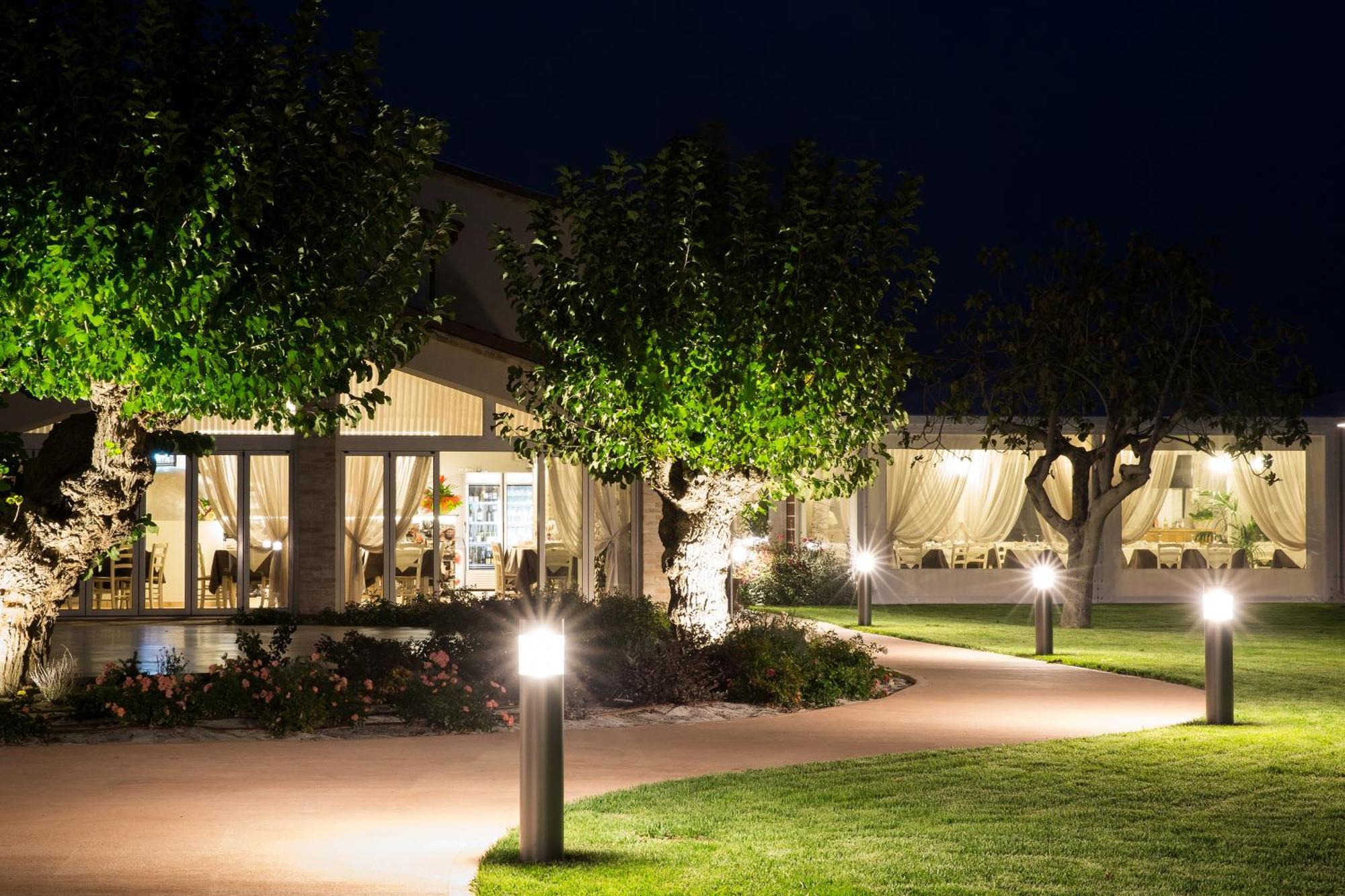 Locanda Borgognina Lucrezia Ngoại thất bức ảnh