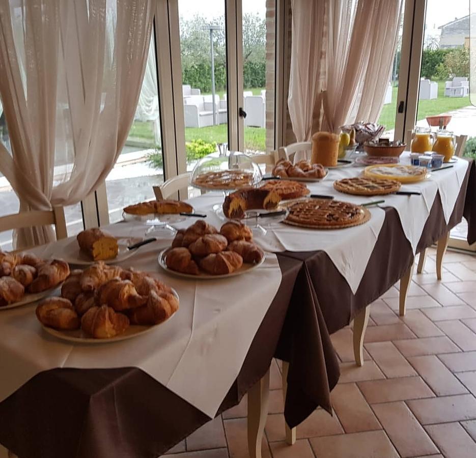 Locanda Borgognina Lucrezia Ngoại thất bức ảnh